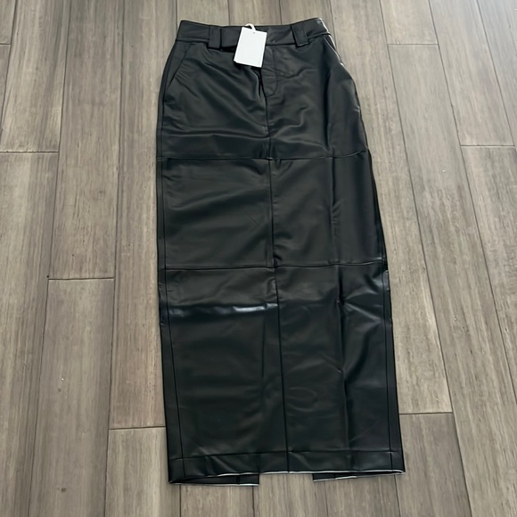 Helsa faux leather midi maxi skirt by Elsa Hosk - Picture 5 of 7